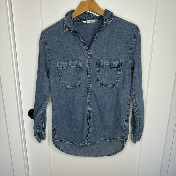 Rollas Medium Wash Denim Button Down Casual Shirt Size Small - Picture 1 of 5